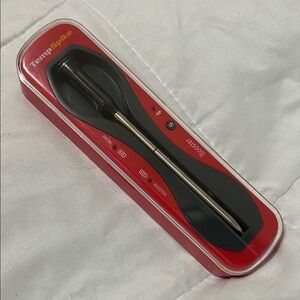 TempSpike Wireless Meat Thermometer - Red and Black